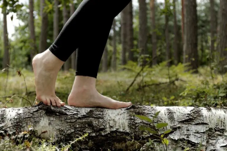 Embrace the Benefits: A Guide to Walking in Minimalist Shoes Naturally